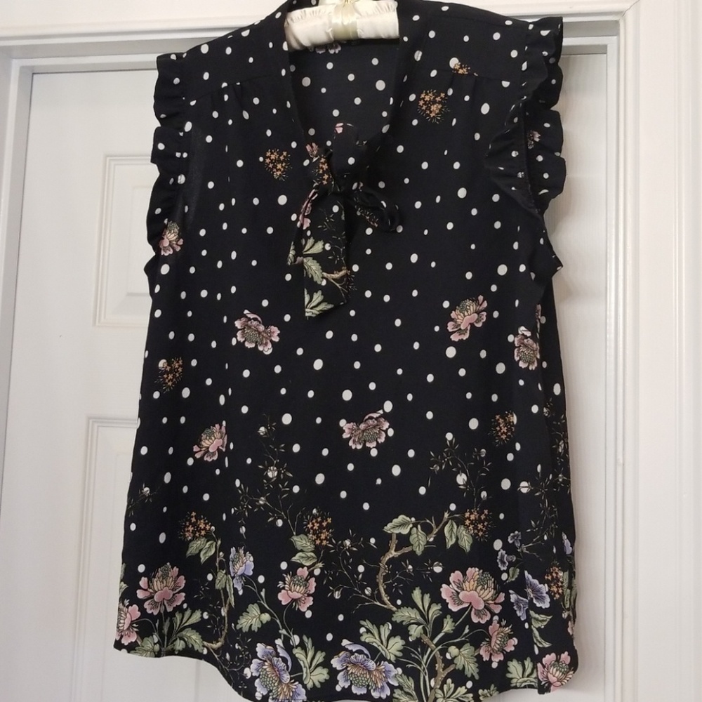 Zenobia Slouchy tie Key hole blouse Sz 1XL